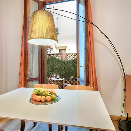 Lungarno Place Apartman Firenze